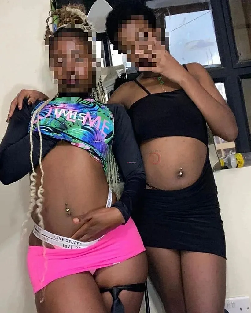 3 fille de 18 ans en partouse angré château baizz sans capot déplaceme